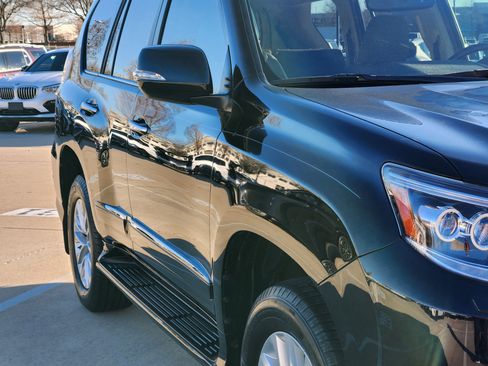 Used 2018 Lexus GX 460 image 8