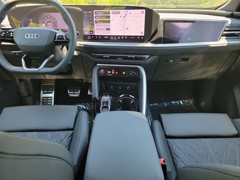 New 2026 Audi SQ5 Premium Plus AWD/4WD image 14