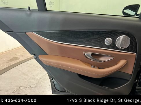 Used 2018 Mercedes-Benz E 300 4MATIC image 18