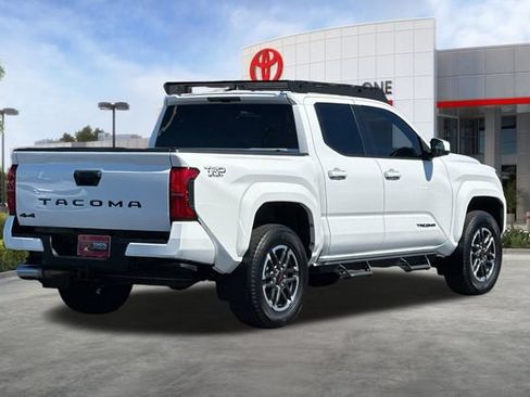 Certified 2024 Toyota Tacoma TRD Sport AWD/4WD image 5