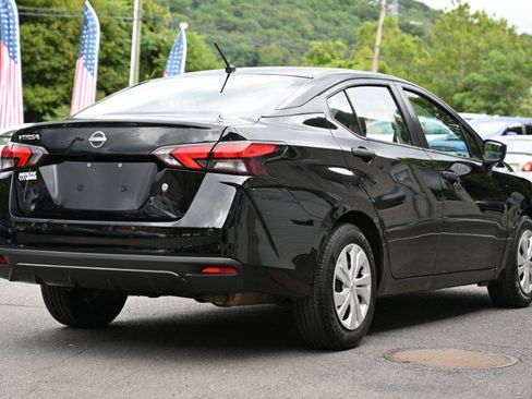 Used 2025 Nissan Versa S FWD image 5