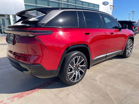 Used 2025 Jeep Wagoneer S Limited image 5