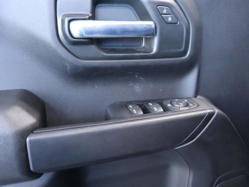 Certified 2025 Chevrolet Silverado 1500 Custom image 14