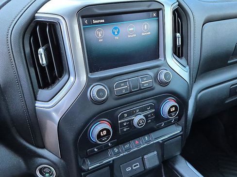 Used 2021 Chevrolet Silverado 1500 LT Trail Boss AWD/4WD image 21