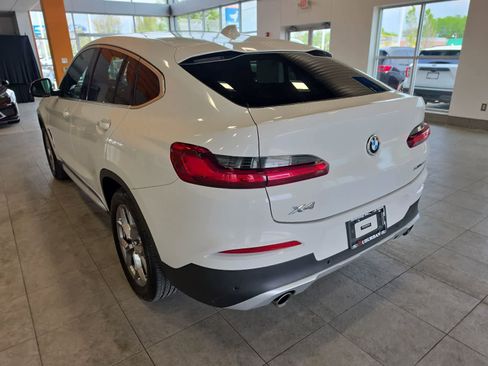 Used 2021 BMW X4 xDrive30i AWD/4WD image 11