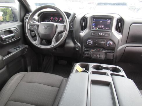 Used 2024 Chevrolet Silverado 1500 Custom Trail Boss AWD/4WD image 15