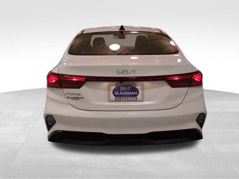 Certified 2024 Kia Forte LXS w/ LXS Technology Package image 6