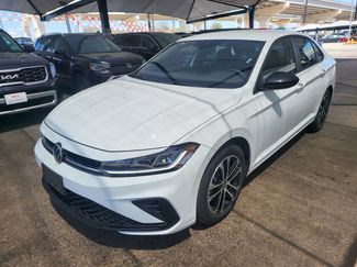 Used 2025 Volkswagen Jetta Sport video 1