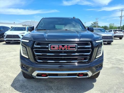 New 2026 GMC Yukon AT4 w/ AT4 Premium Plus Package AWD/4WD image 2