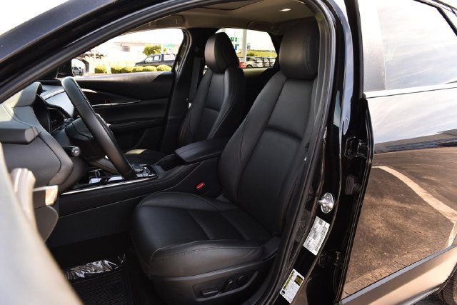 Used 2025 MAZDA CX-30 AWD 2.5 S w/ Preferred Package image 19