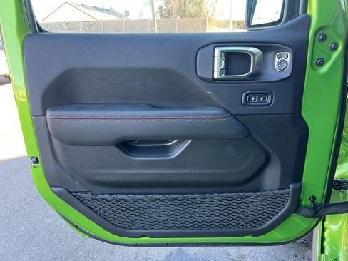 New 2026 Jeep Wrangler Unlimited Rubicon image 9