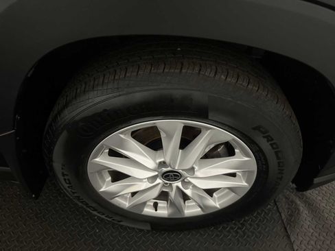 Certified 2022 Toyota Corolla Cross LE image 12