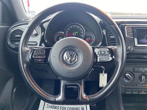 Used 2019 Volkswagen Beetle 2.0T SE FWD image 20