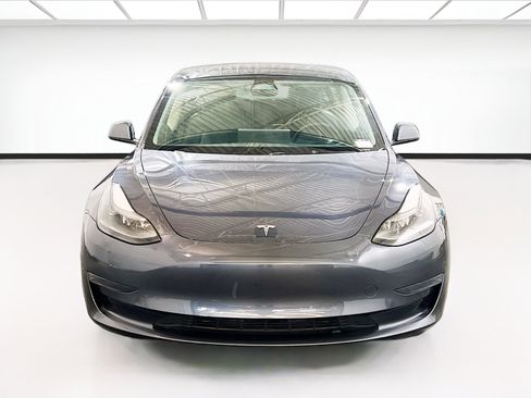 Used 2023 Tesla Model 3 Standard Range RWD image 2