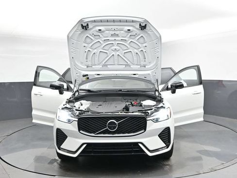 New 2026 Volvo XC60 B5 Plus w/ Protection Package Premier AWD/4WD image 53