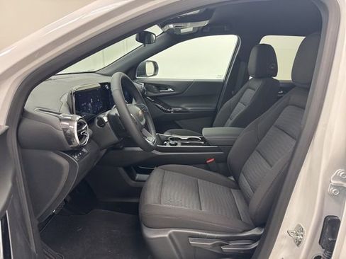 New 2026 Chevrolet Equinox LT FWD image 24