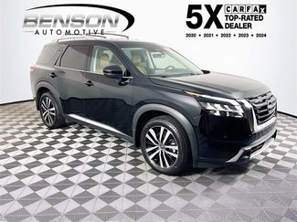 Used 2024 Nissan Pathfinder Platinum w/ Cargo Package video 1