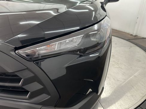 Used 2026 Toyota Corolla Cross L image 25