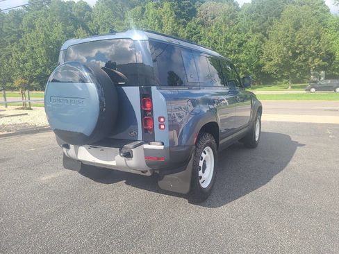 Used 2020 Land Rover Defender 110 image 7