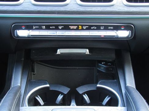Used 2022 Mercedes-Benz GLE 350 4MATIC w/ 3rd Row Seat Package image 34