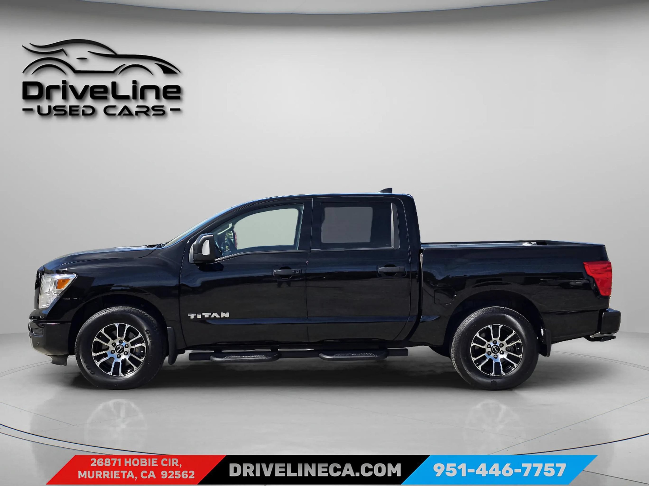 Used 2024 Nissan Titan SV w/ SV Convenience Package RWD image 13