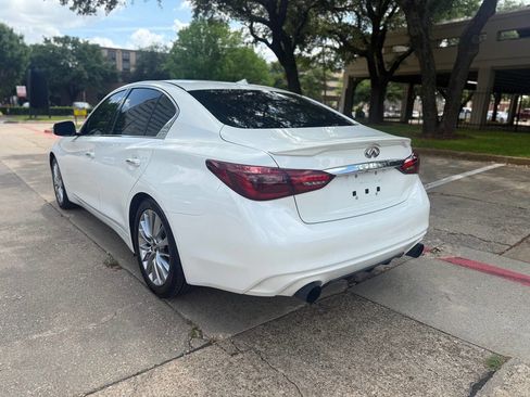 Used 2018 INFINITI Q50 Luxe w/ Essential Package (3.0T Luxe) image 4