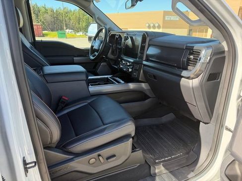 Certified 2025 Ford F350 Lariat w/ Black Appearance Package AWD/4WD image 30