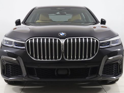 Used 2020 BMW 745e xDrive image 67