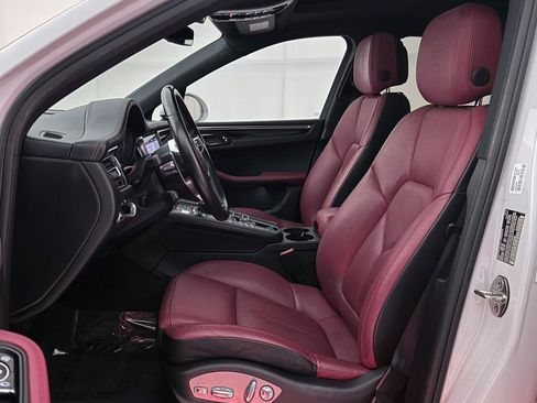 Used 2019 Porsche Macan S AWD/4WD image 19