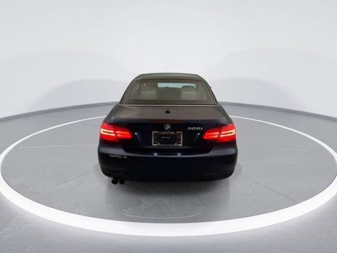 Used 2011 BMW 328i Convertible RWD image 5