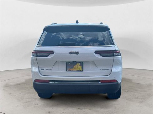 Used 2022 Jeep Grand Cherokee L Limited image 4