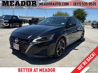 Used 2023 Nissan Altima 2.5 SR w/ SR Premium Package FWD video 1