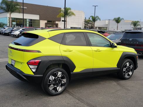 Certified 2025 Hyundai Kona SEL AWD/4WD image 9