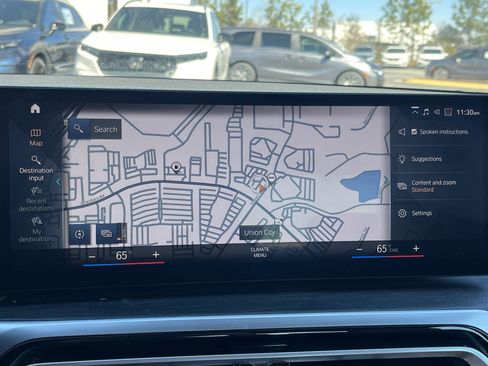 Used 2024 BMW 330i Sedan w/ Convenience Package image 5