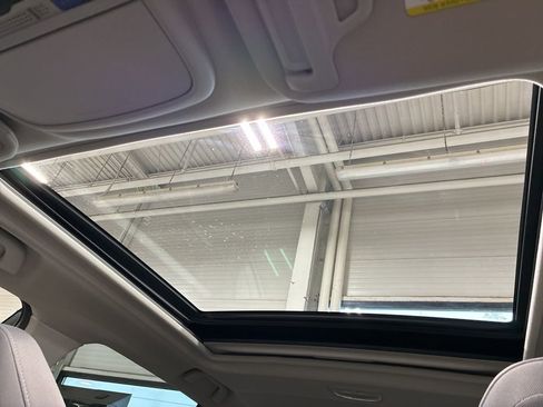 Certified 2023 Subaru Forester Premium image 27