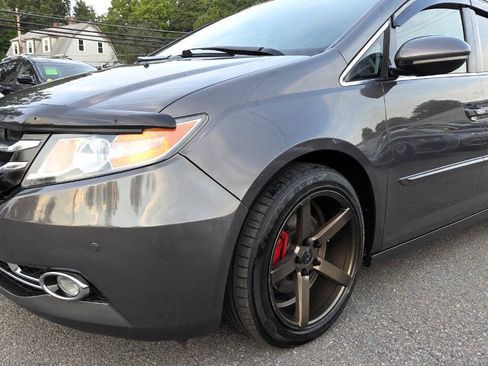 Used 2014 Honda Odyssey Touring Elite image 6
