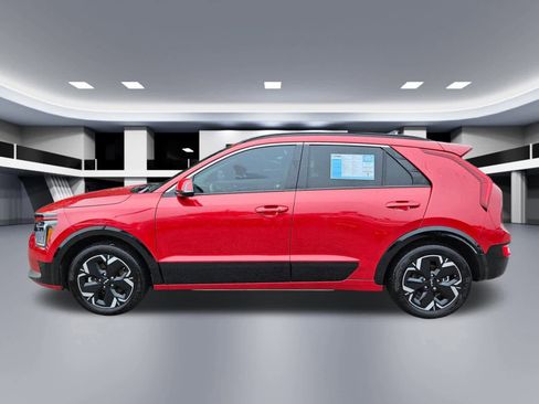 Used 2023 Kia Niro Wind image 3