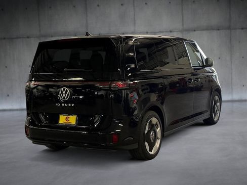 New 2025 Volkswagen ID. Buzz Pro S RWD image 5