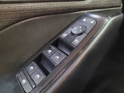Used 2023 Nissan Rogue S AWD/4WD image 27