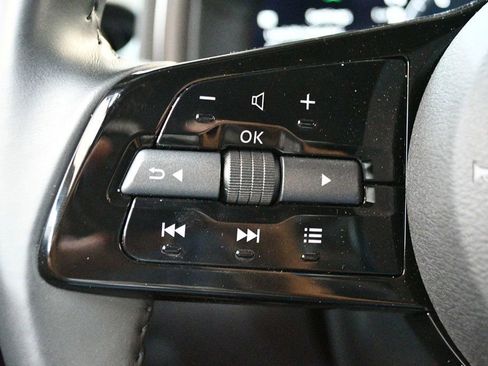 Used 2024 Nissan Z Performance w/ Floor Mat Package RWD image 30