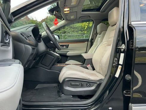 Used 2020 Honda CR-V Touring image 9