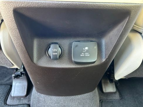 Used 2020 Hyundai Palisade Limited image 17