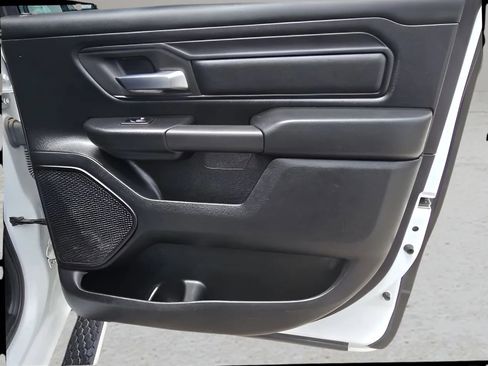 Used 2020 RAM 1500 Tradesman w/ SXT Appearance Group AWD/4WD image 17
