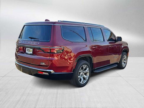 Used 2022 Jeep Wagoneer Series II image 8