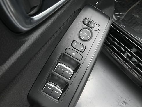 Used 2025 Honda Civic Sport image 17