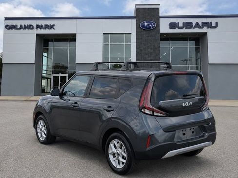 Used 2025 Kia Soul LX w/ LX Technology Package FWD image 7