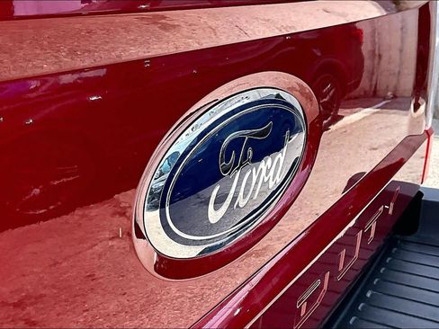 Used 2017 Ford F350 Lariat w/ Lariat Ultimate Package AWD/4WD image 34