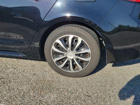 Used 2024 Toyota Corolla LE image 24