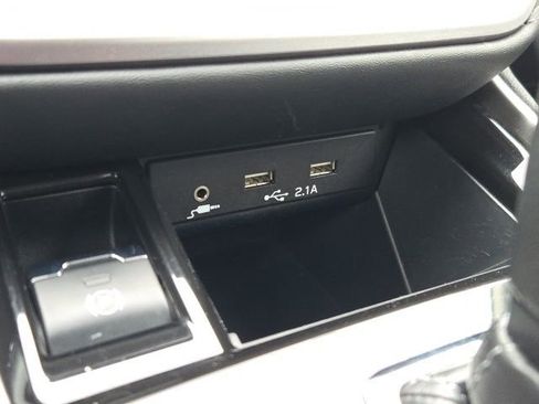 Used 2020 Subaru Outback Limited w/ Popular Package #2 image 16