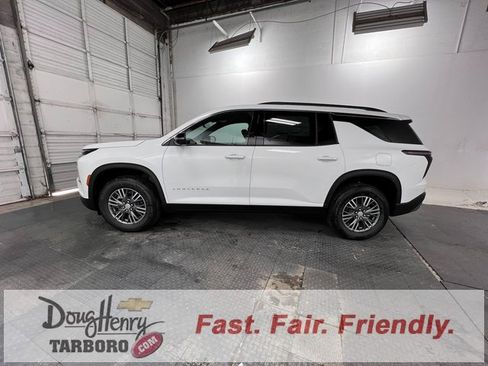 New 2026 Chevrolet Traverse LT w/ Driver Confidence Package image 6